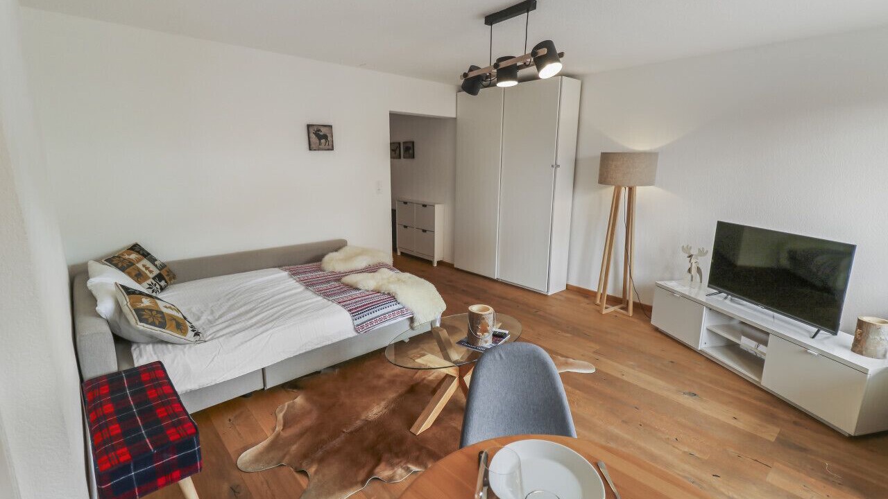 Photo of Bedroom in Noes
