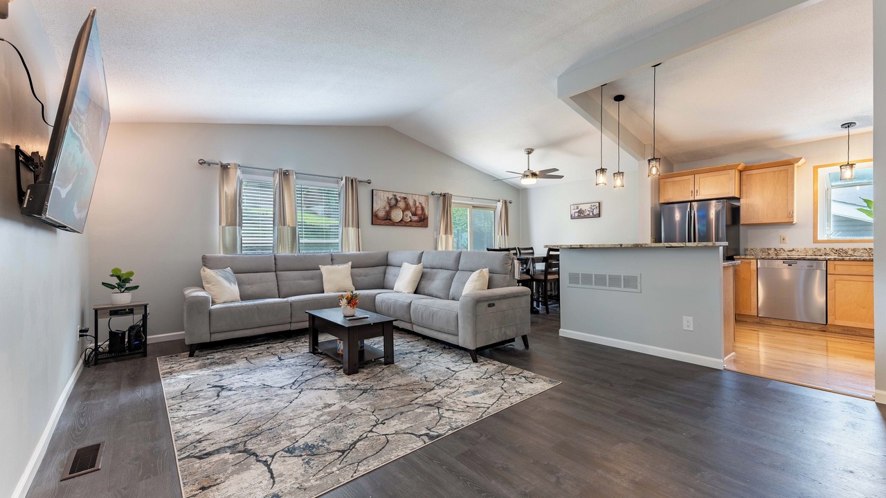 Photo of Livingroom in Ballwin