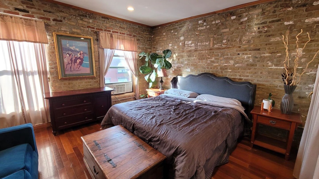 Photo of Bedroom in West Town
