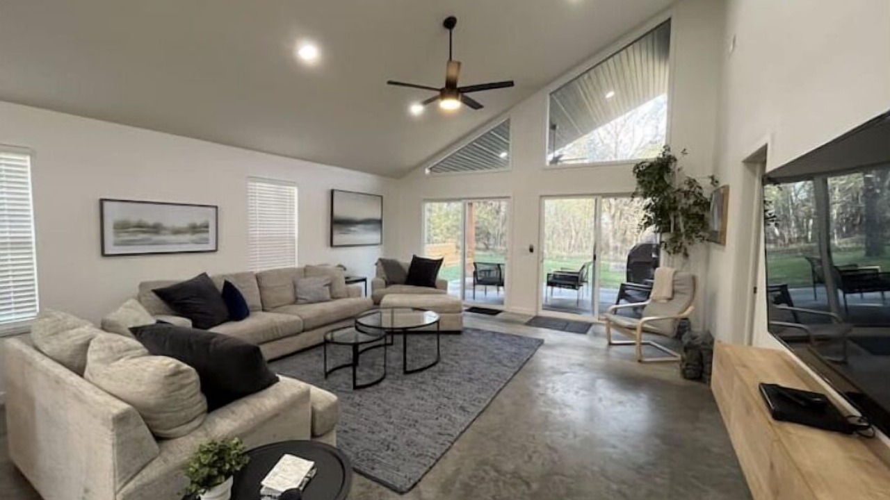 Photo of Livingroom in Eagle Rock
