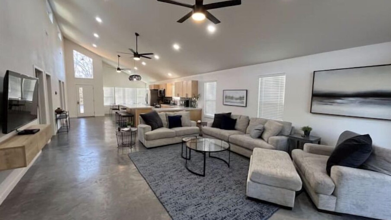 Photo of Livingroom in Eagle Rock