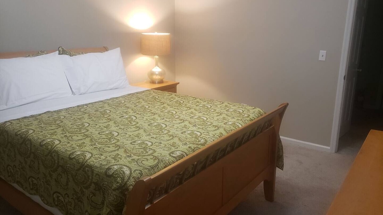 Photo of Bedroom in Bayshore