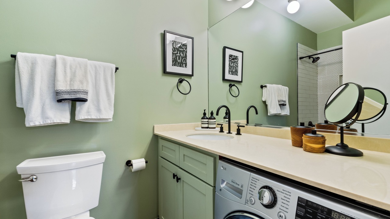 Photo of Bathroom in Wicker Park