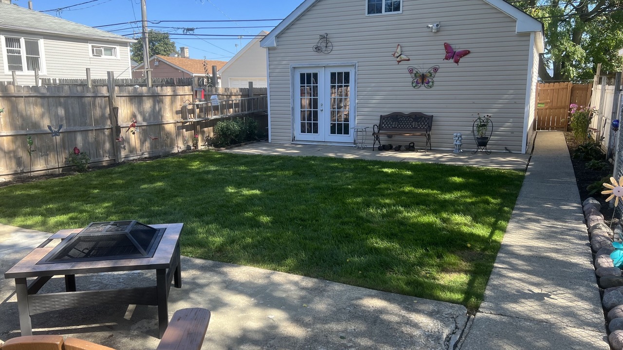 Photo of Outdoor in Stickney