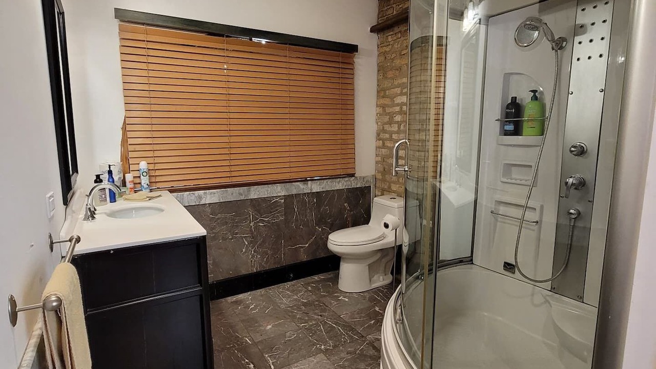 Photo of Bathroom in Noble Square