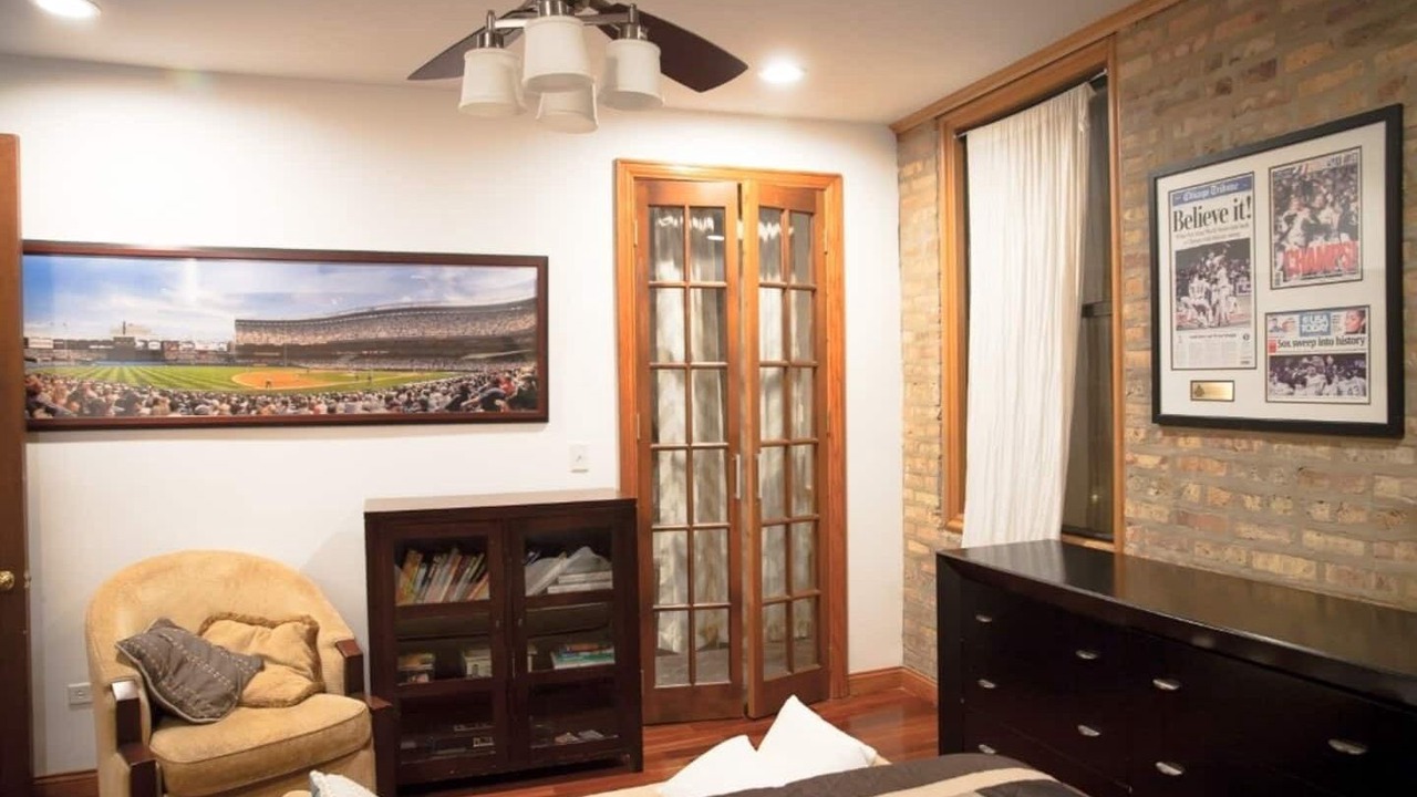Photo of Bedroom in Noble Square