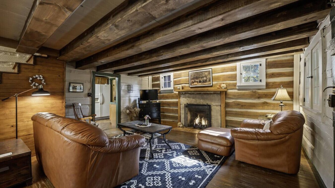 Photo of Livingroom in Gnaw Bone