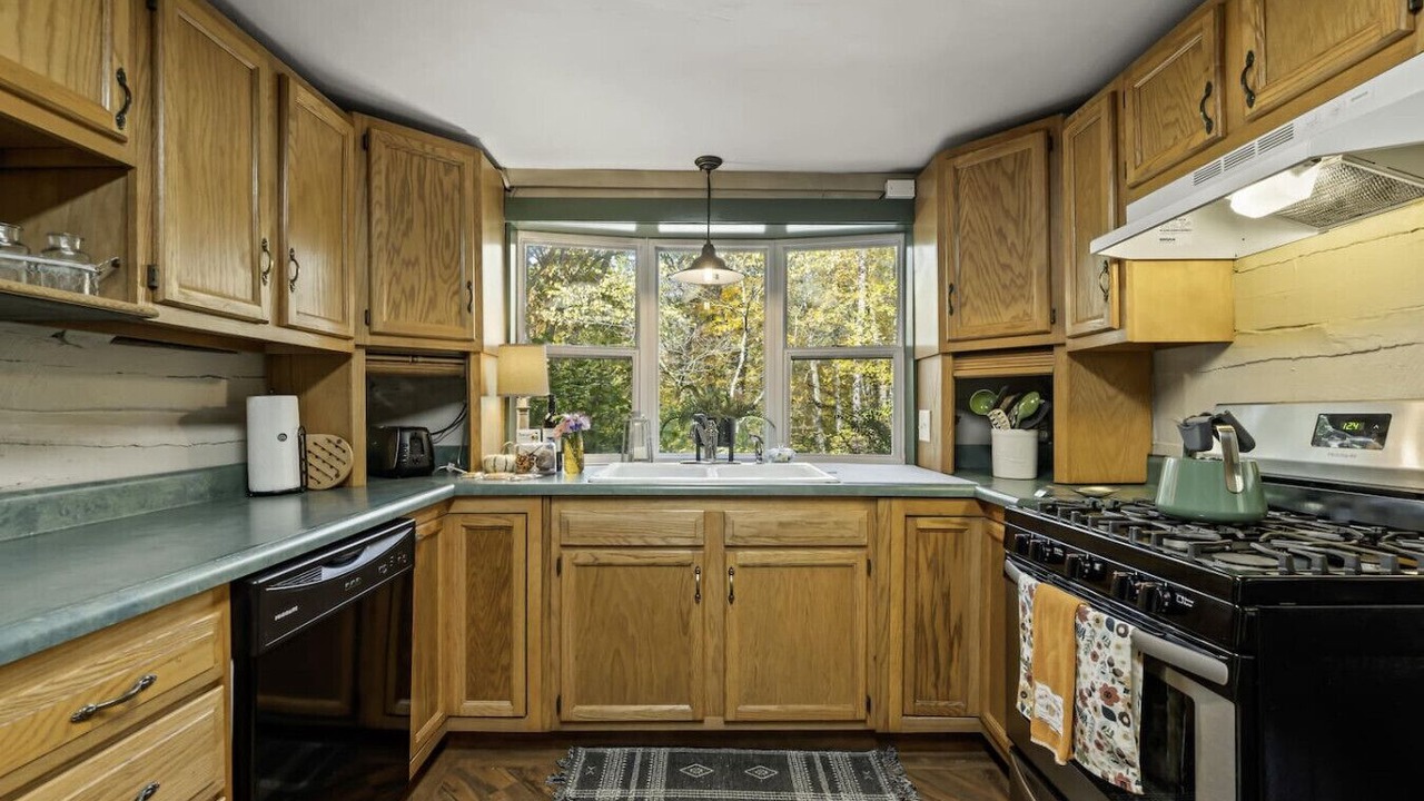 Photo of Kitchen in Gnaw Bone