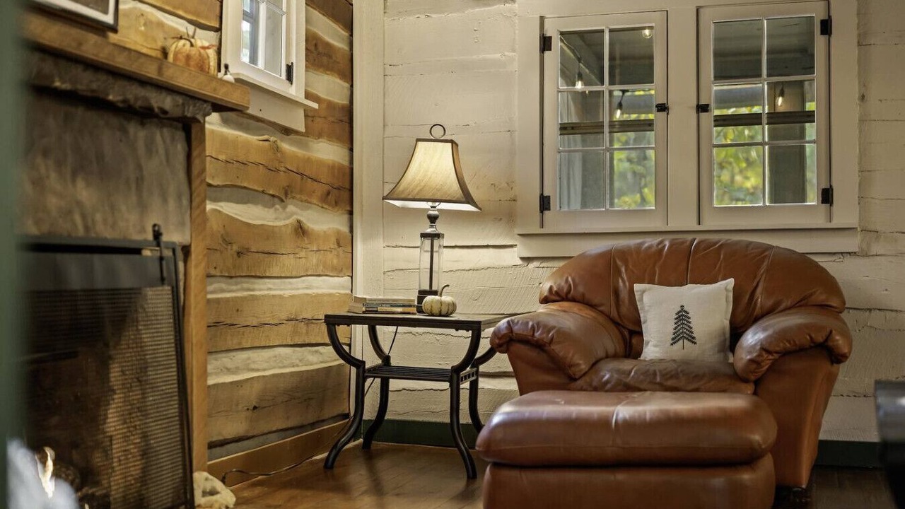 Photo of Livingroom in Gnaw Bone