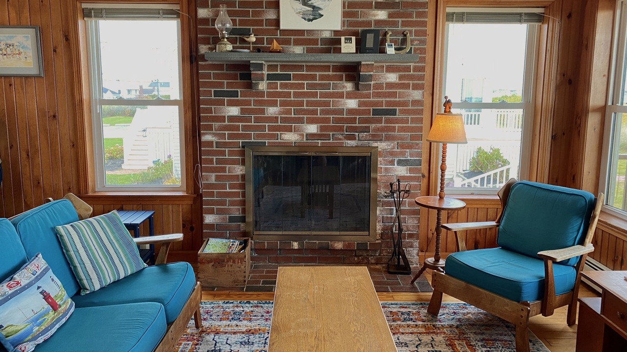 Photo of Livingroom in Biddeford Pool