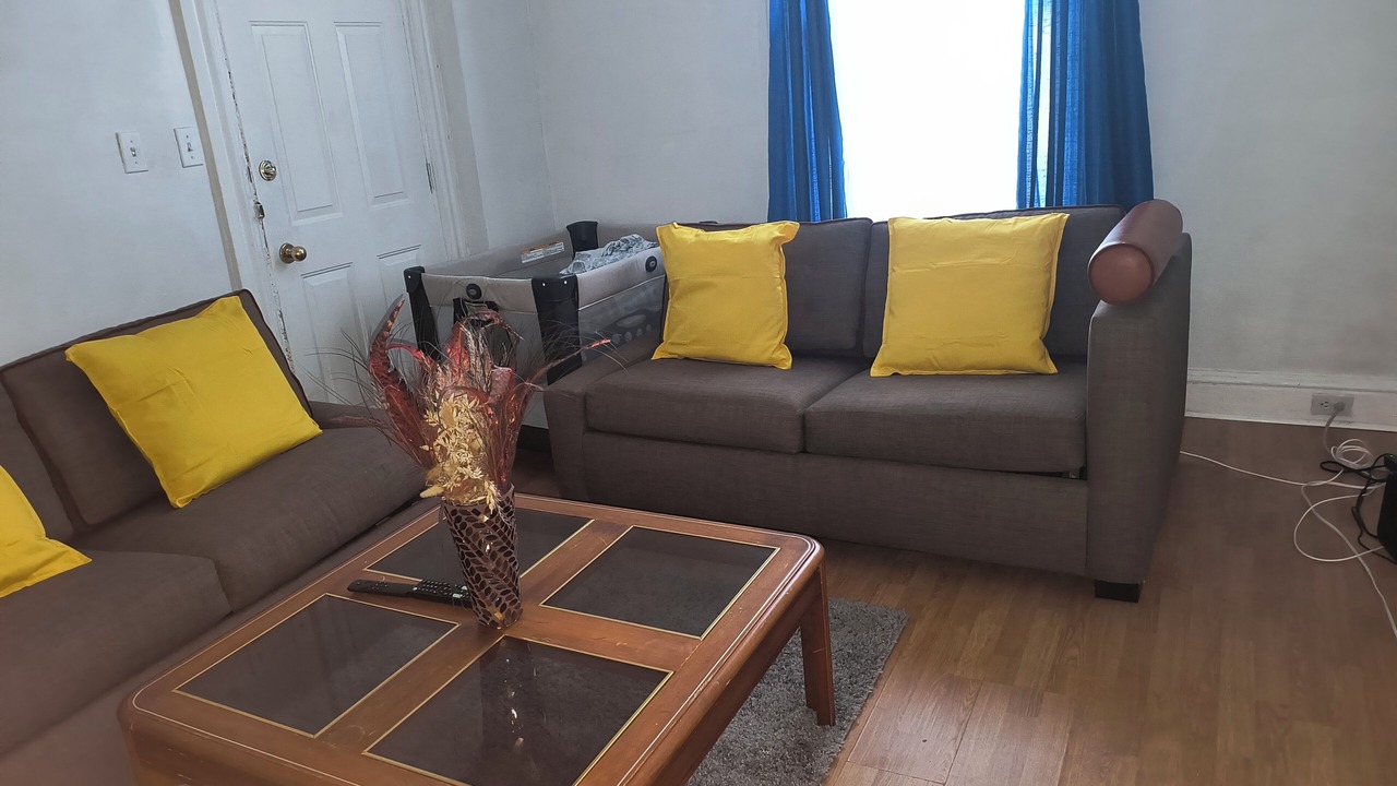 Photo of Livingroom in Sunnyside