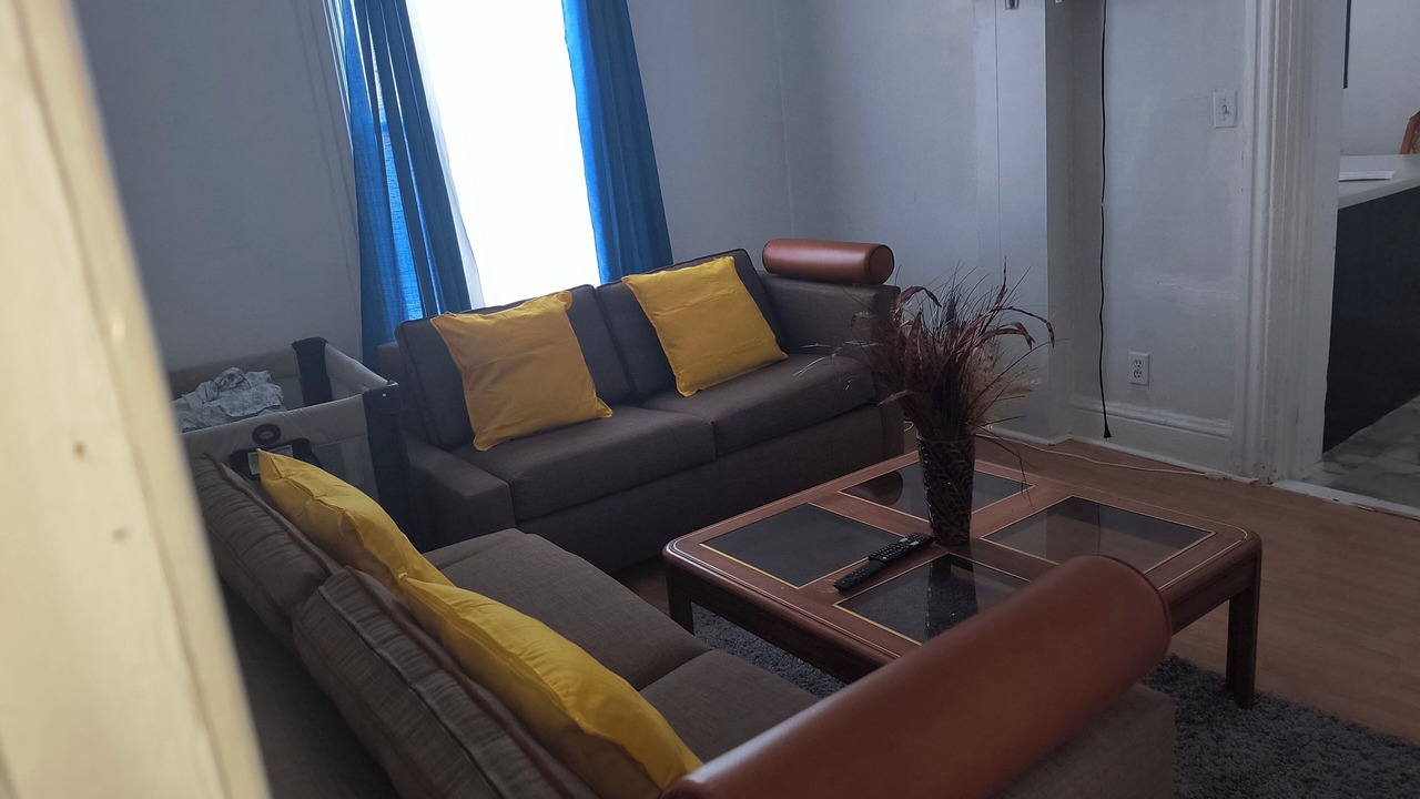 Photo of Livingroom in Sunnyside