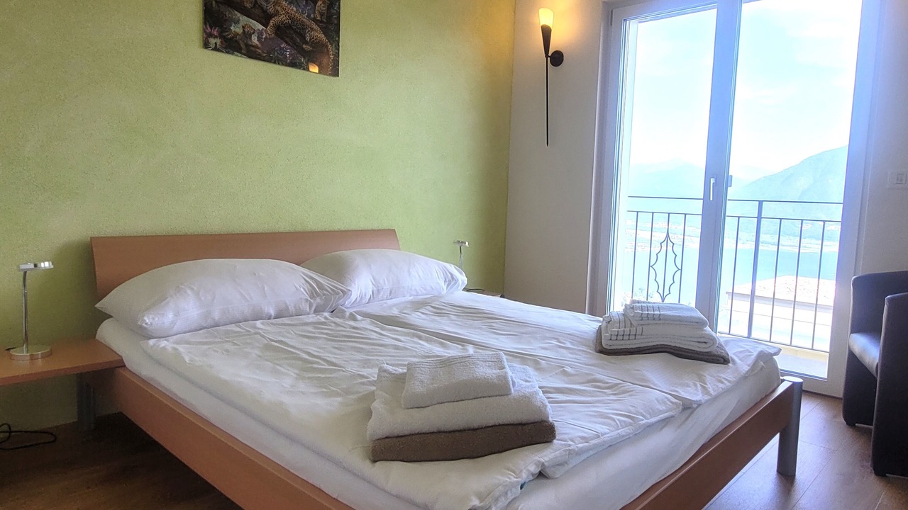Photo of Bedroom in Brione sopra Minusio