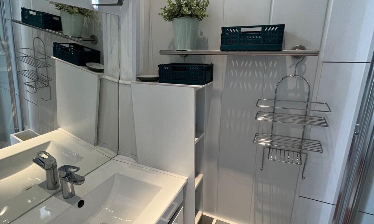 Photo of Bathroom in Arsenal