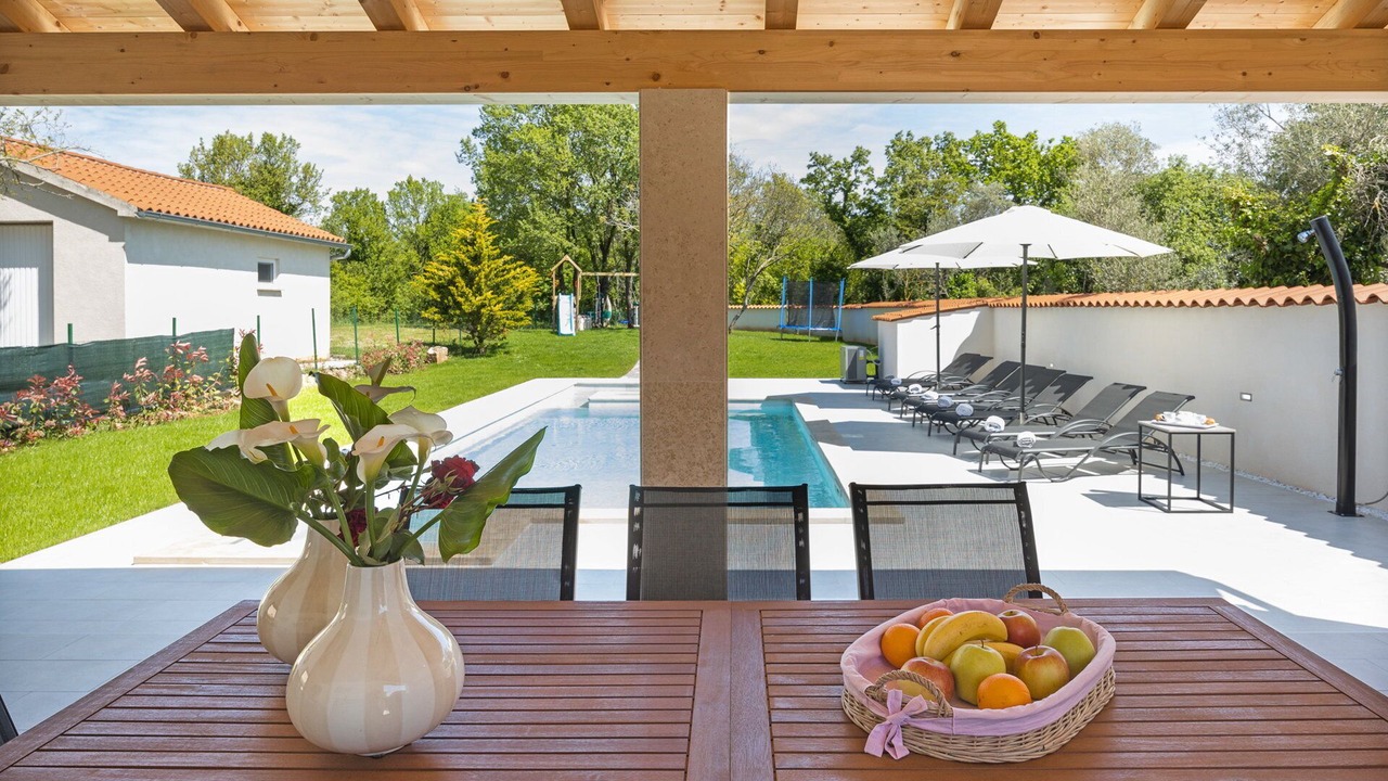 Photo of Outdoor in Mali Vareski