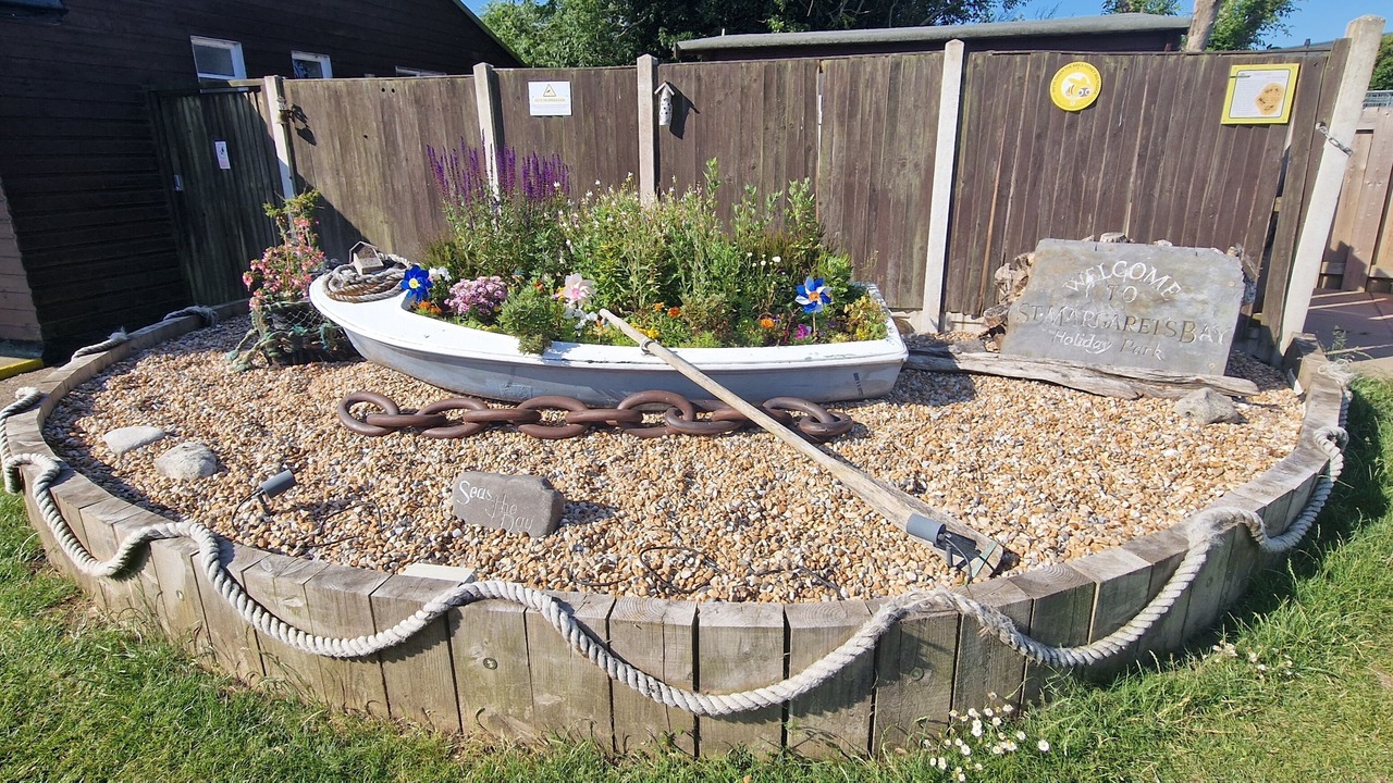 Photo of Outdoor in St Margaret's at Cliffe