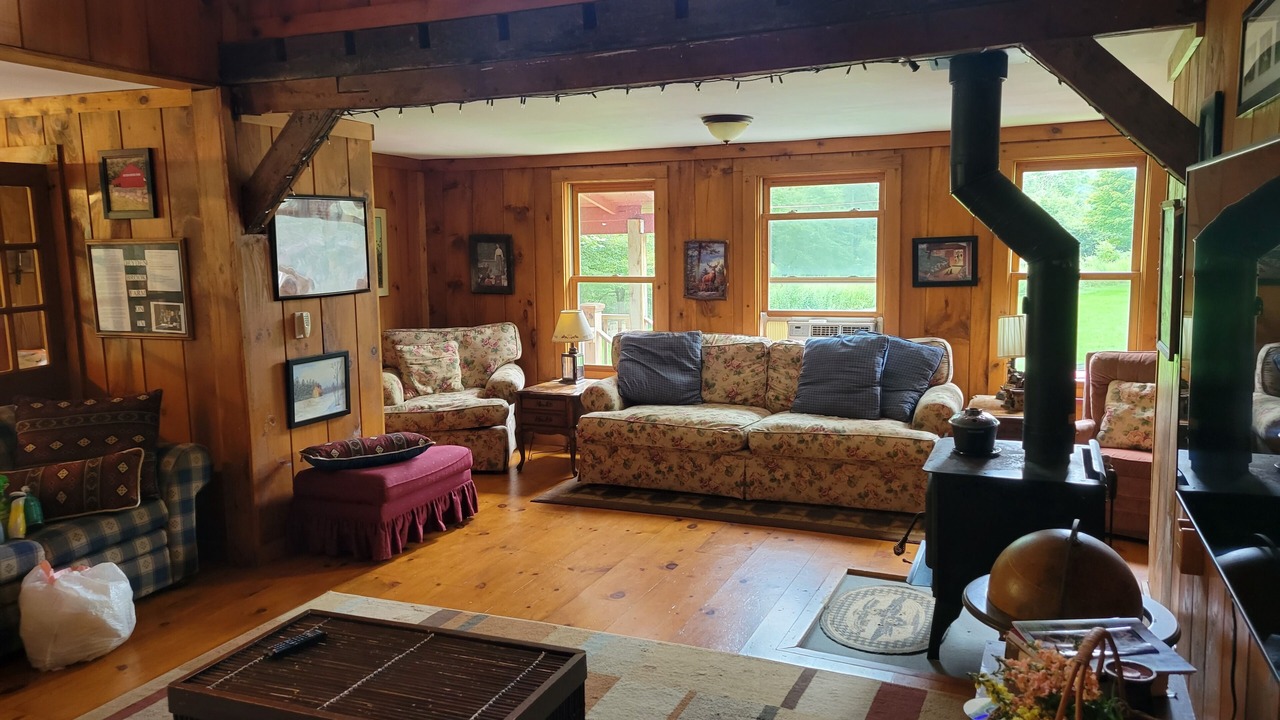 Photo of Livingroom in Walton