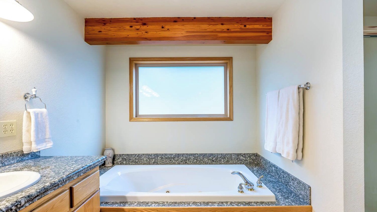 Photo of Bathroom in Crescent