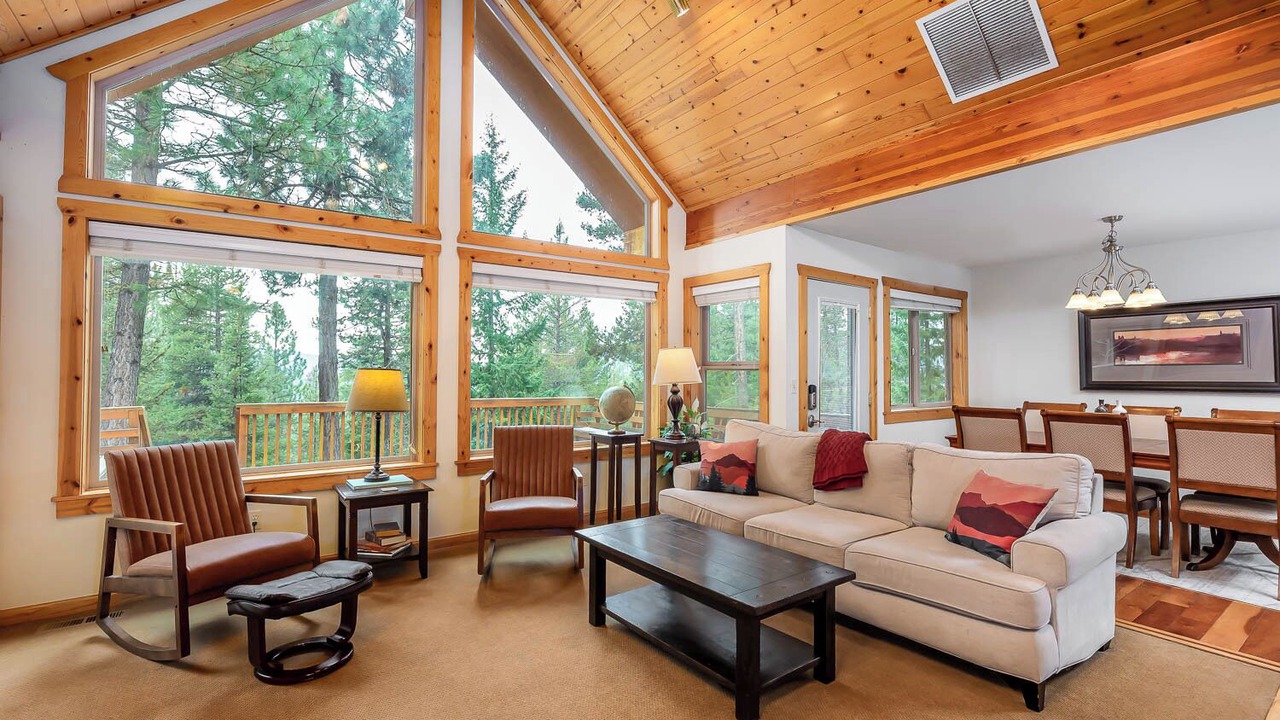Photo of Bedroom in Crescent
