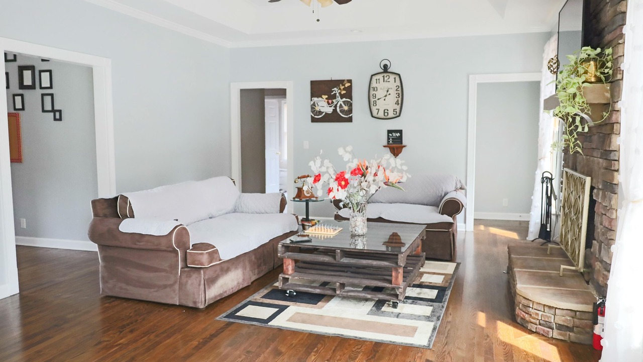 Photo of Livingroom in Franklin
