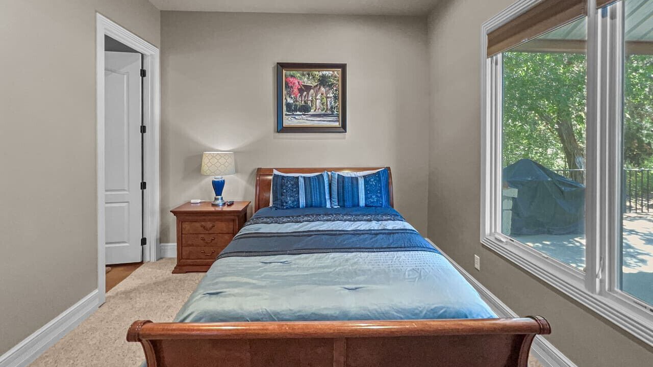 Photo of Bedroom in Graford