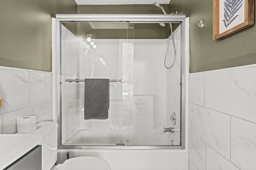 Photo of Others in Newtown