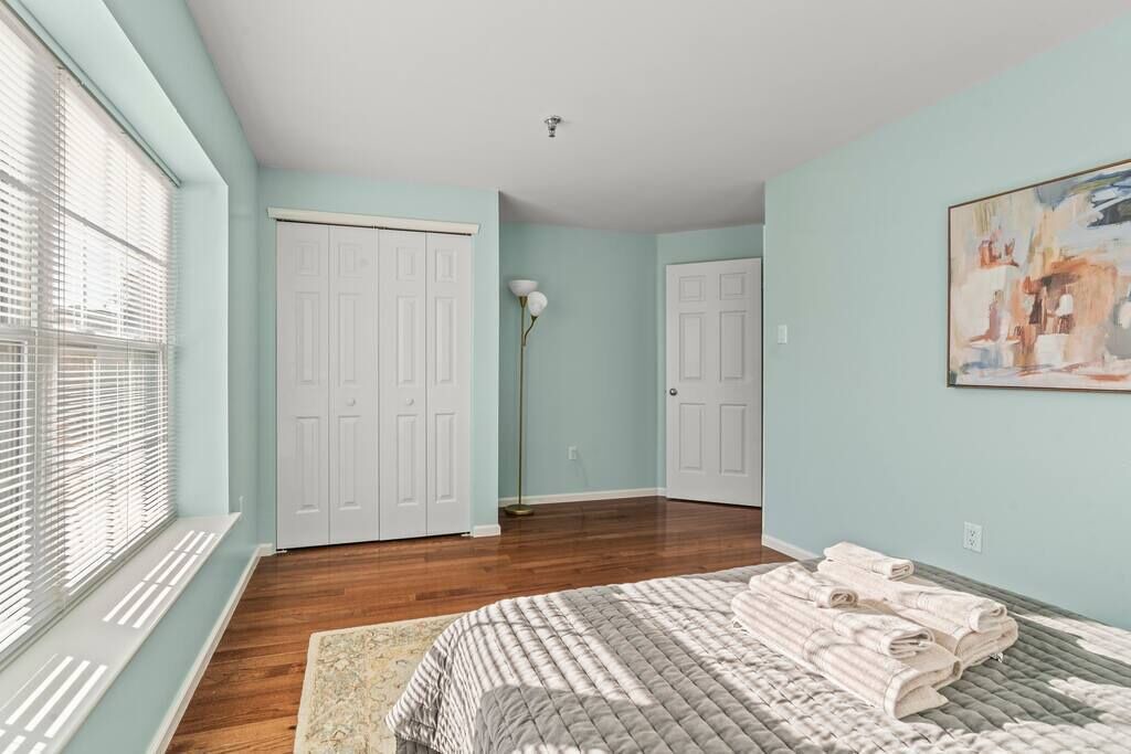 Photo of Others in Newtown