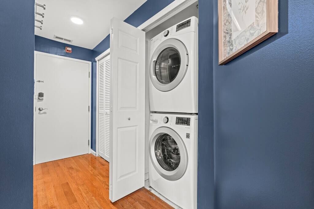 Photo of Others in Newtown