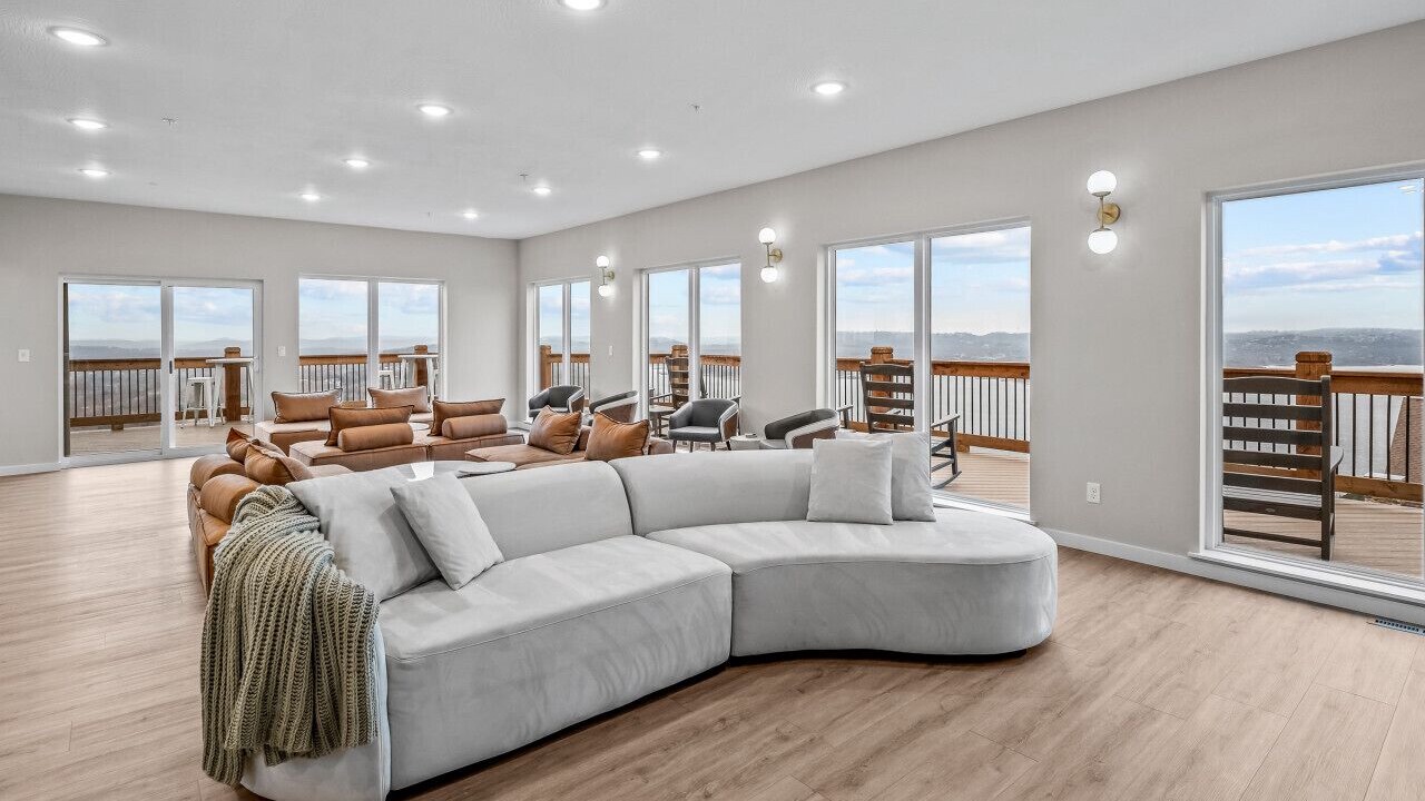 Photo of Livingroom in Kimberling City