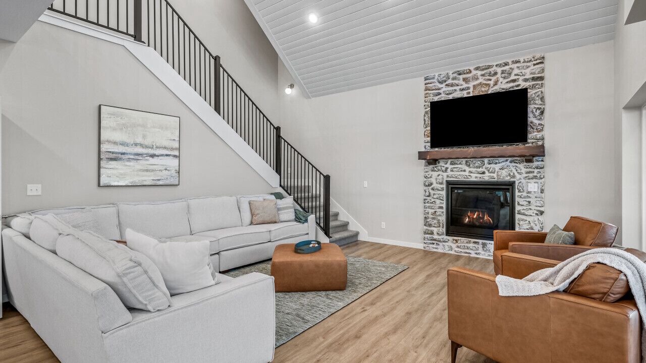 Photo of Livingroom in Kimberling City