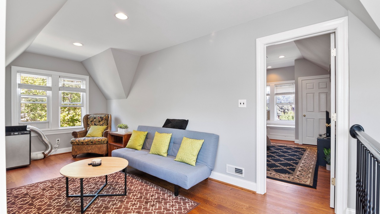 Photo of Livingroom in Palmyra