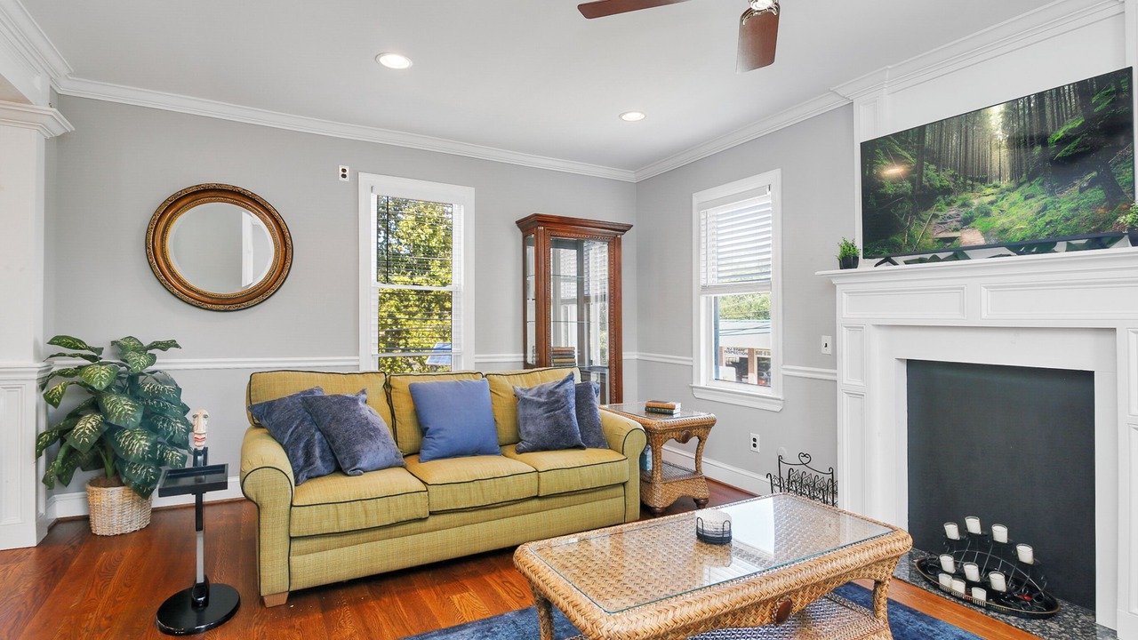 Photo of Livingroom in Palmyra