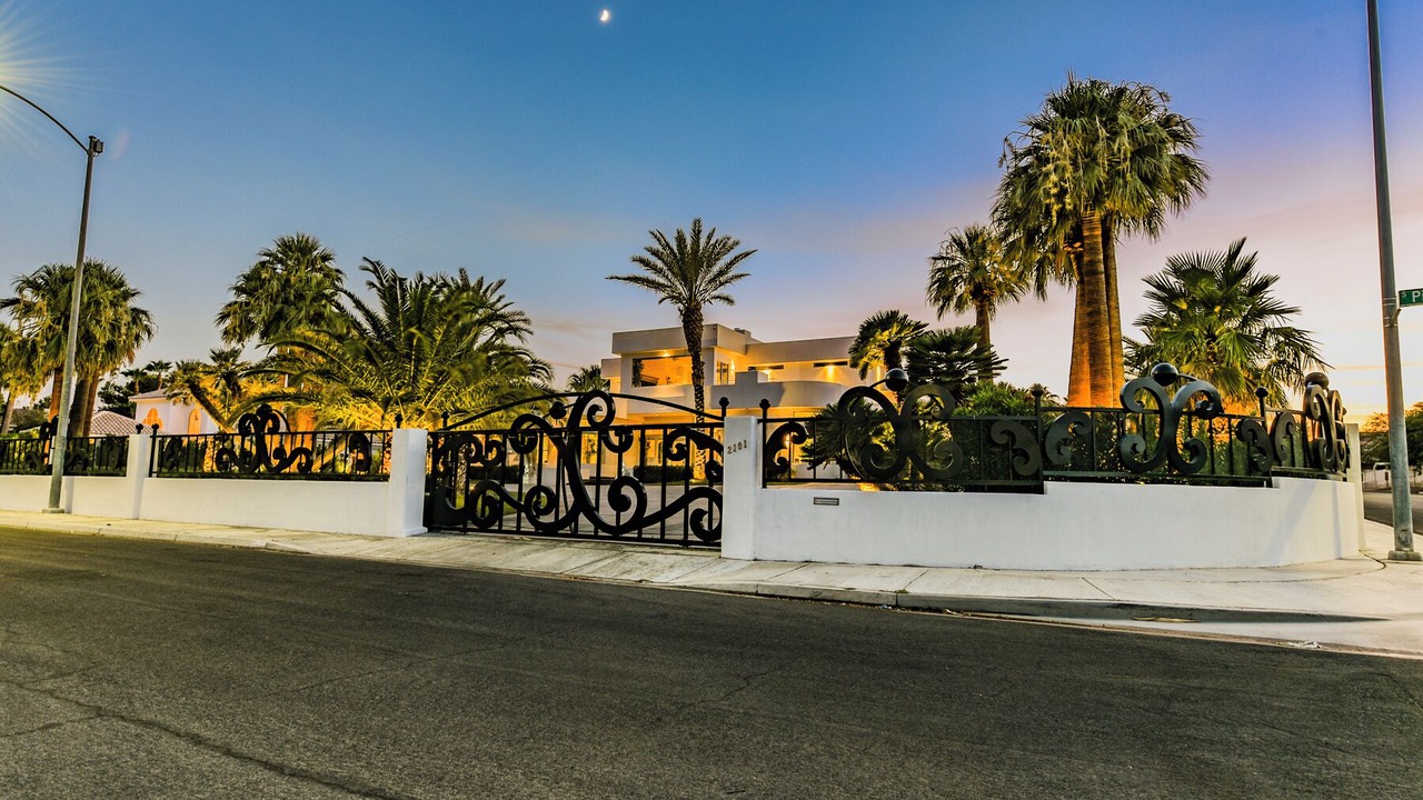 Photo of Outdoor in Canyon Gate