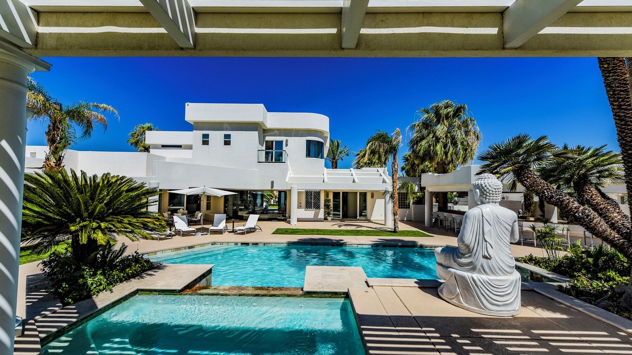 Photo of Outdoor in Canyon Gate