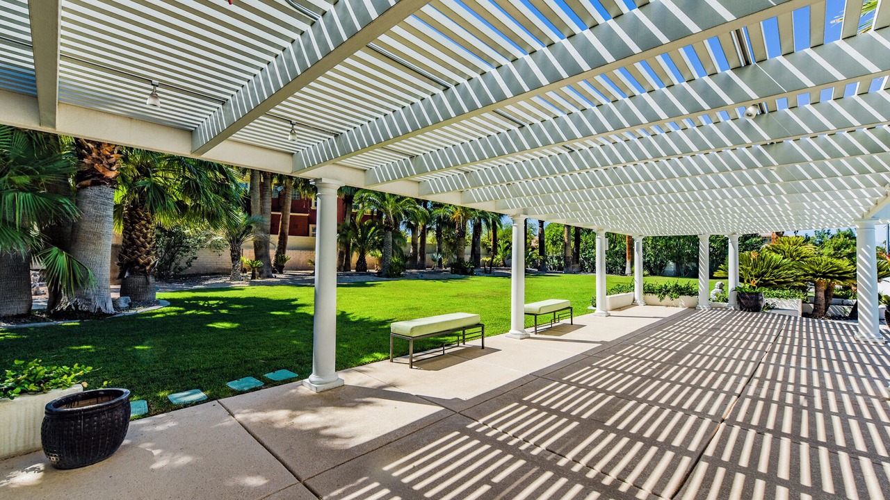 Photo of Patio Balcony in Canyon Gate