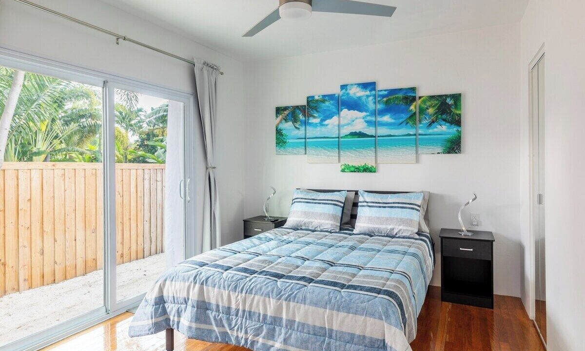 Photo of Bedroom in Lake Ridge