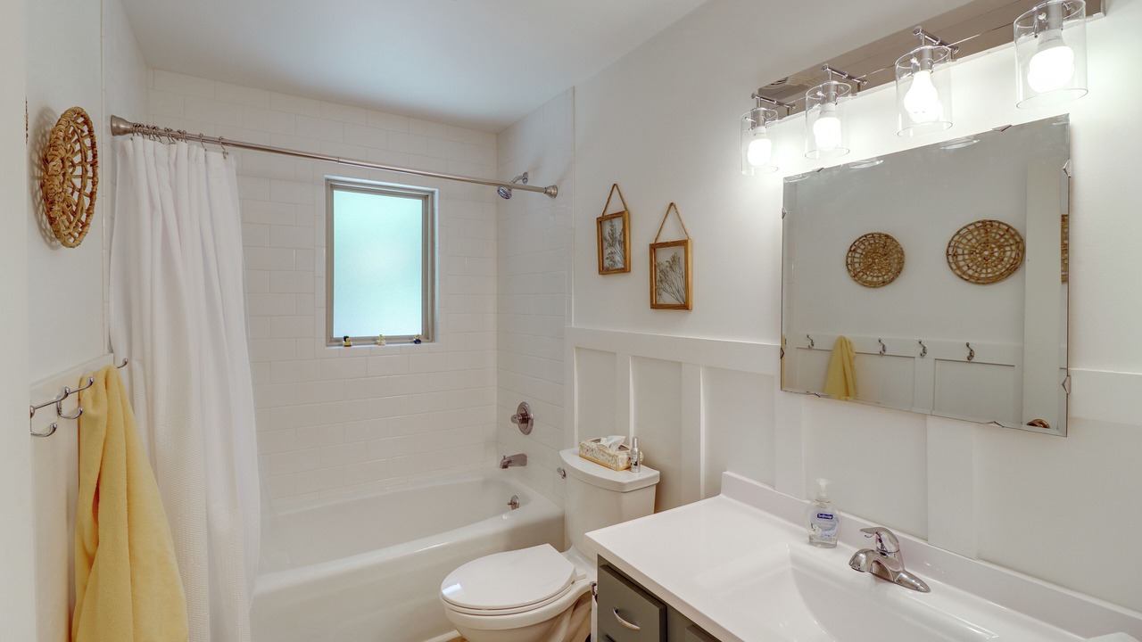 Photo of Bathroom in Greers Ferry