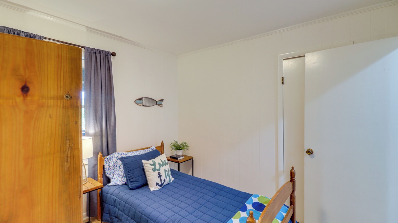 Photo of Bedroom in Greers Ferry