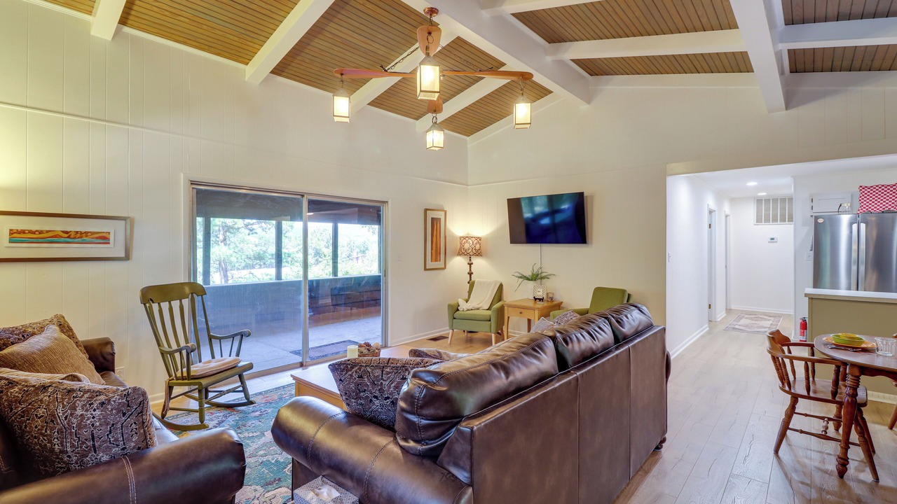 Photo of Livingroom in Greers Ferry