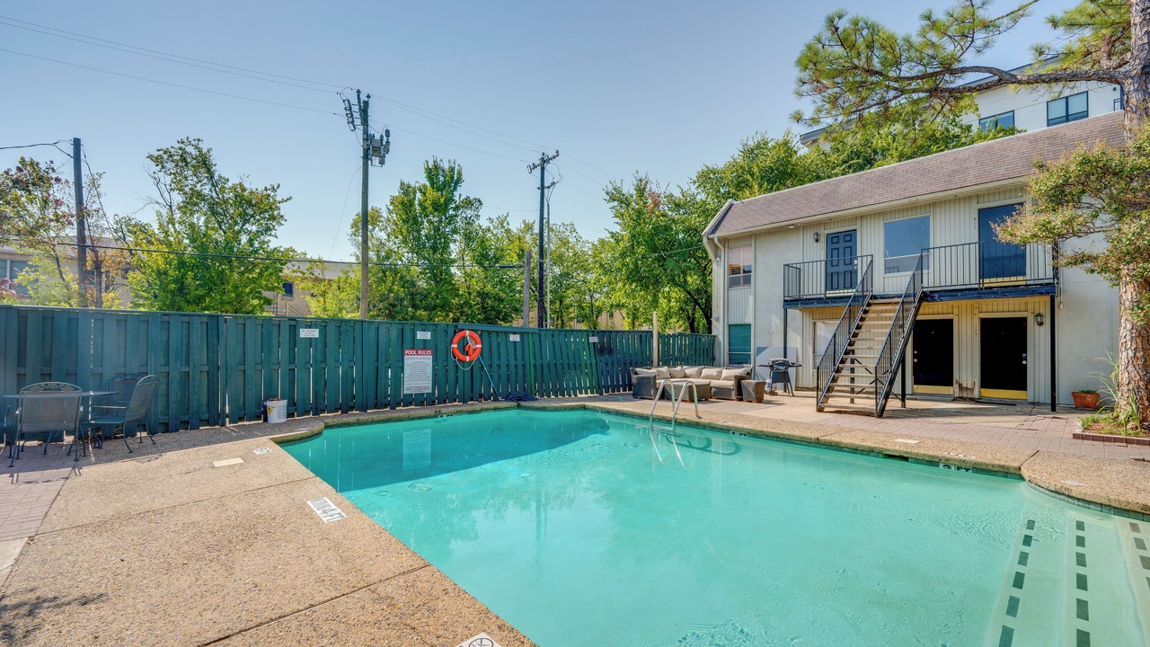 Photo of Outdoor in Knox - Henderson