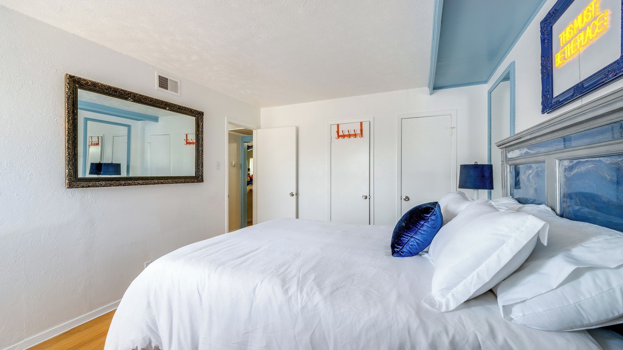 Photo of Bedroom in Knox - Henderson