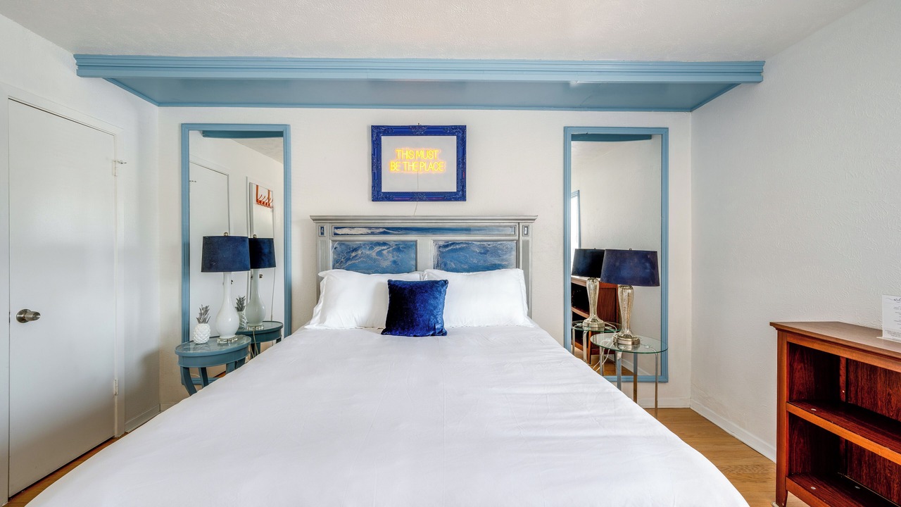 Photo of Bedroom in Knox - Henderson