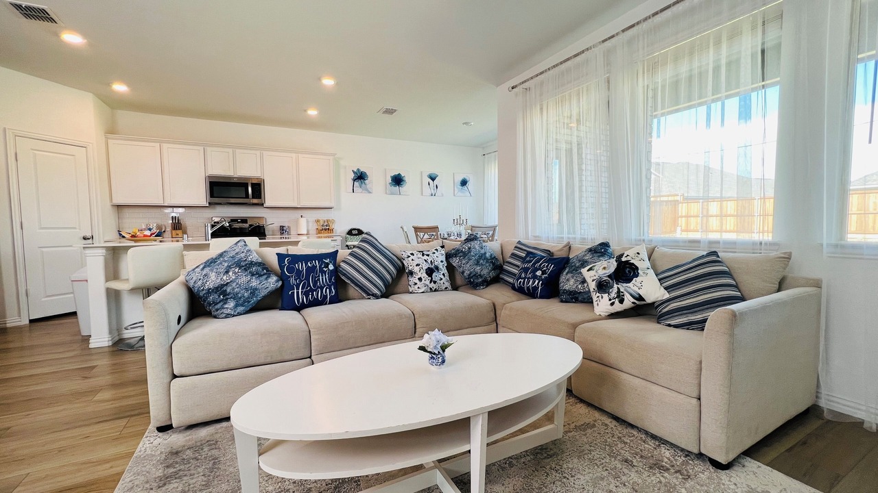 Photo of Livingroom in Little Elm