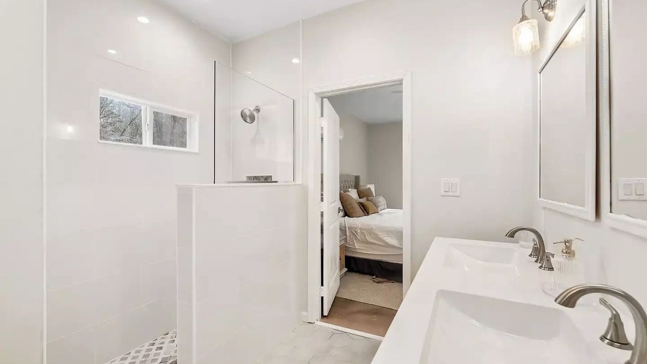Photo of Bathroom in Silver Point