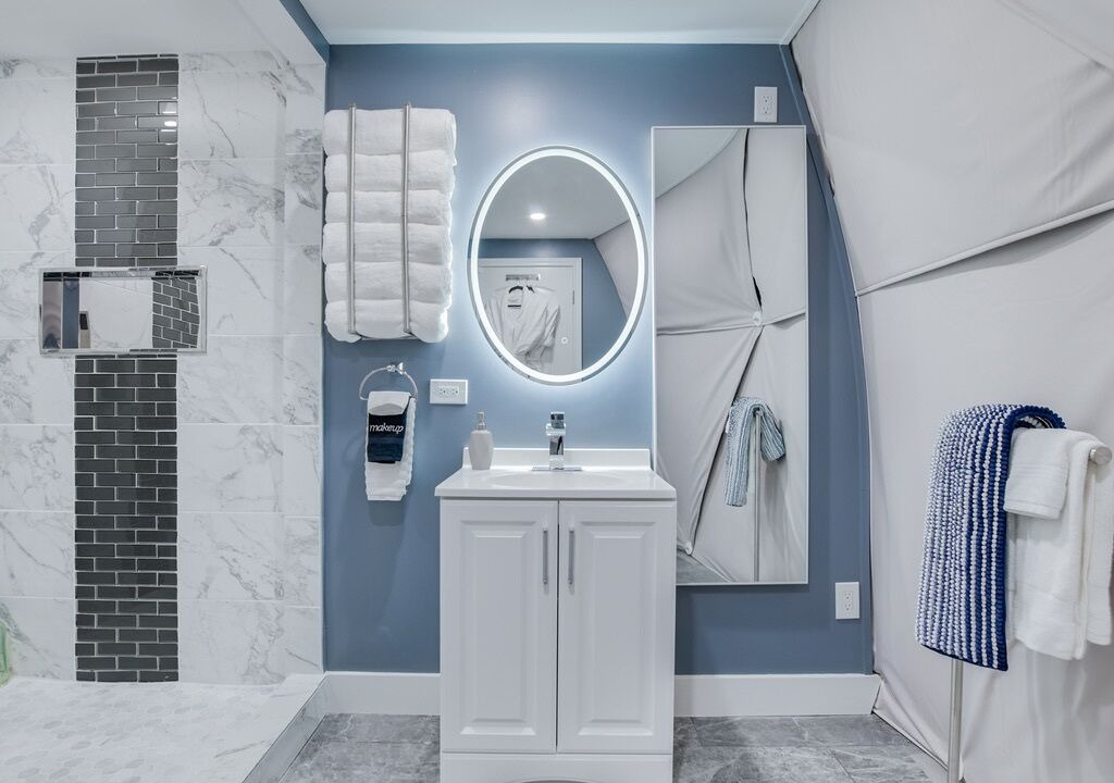 Photo of Bathroom in Lago Vista