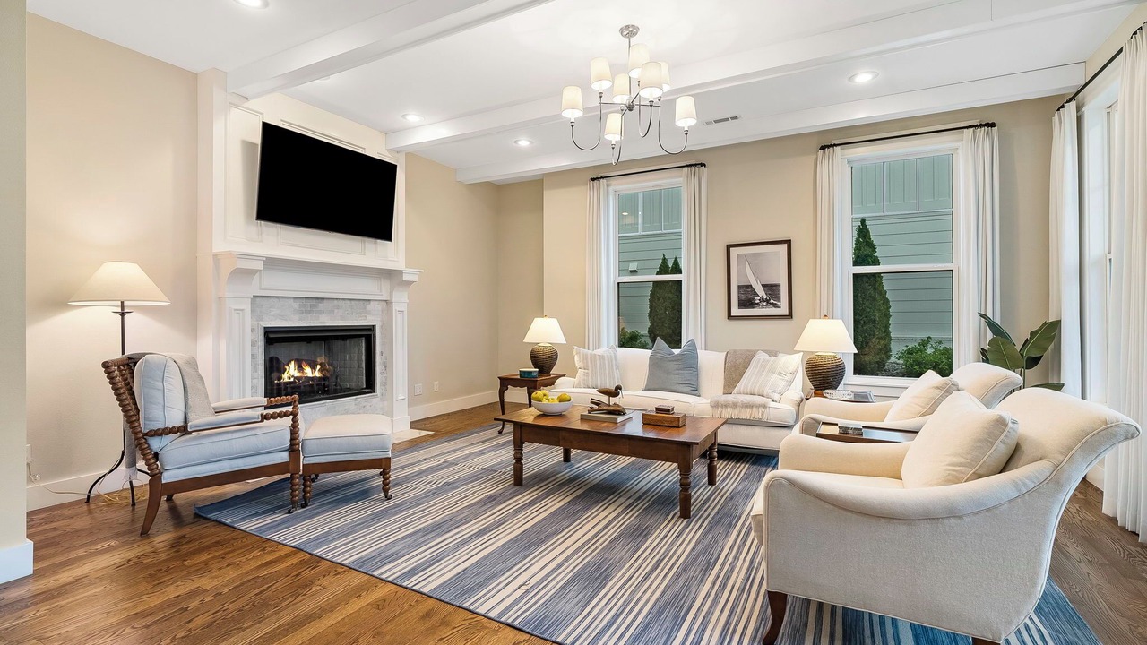 Photo of Livingroom in Downtown