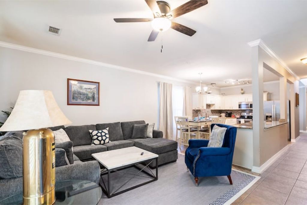 Photo of Livingroom in Elmo