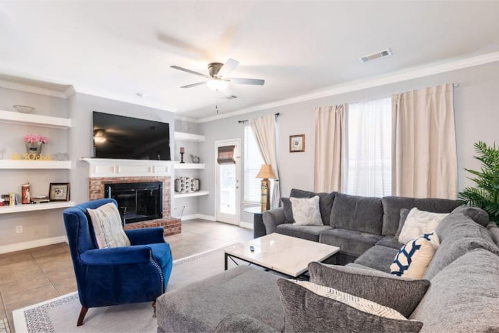 Photo of Livingroom in Elmo