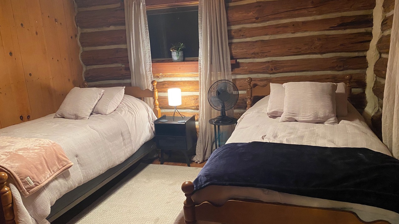 Photo of Bedroom in Shinglehouse