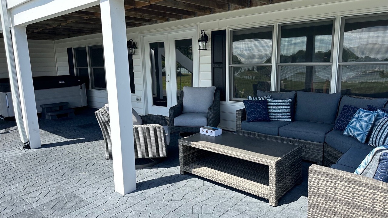 Photo of Patio Balcony in Twin Oaks